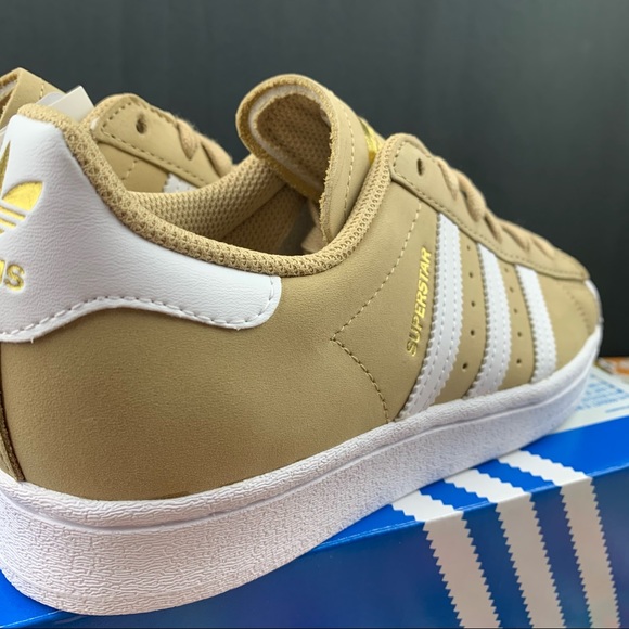 Adidas Superstar Desert Tan Sneakers Women’s Various Sizes - Picture 5 of 12